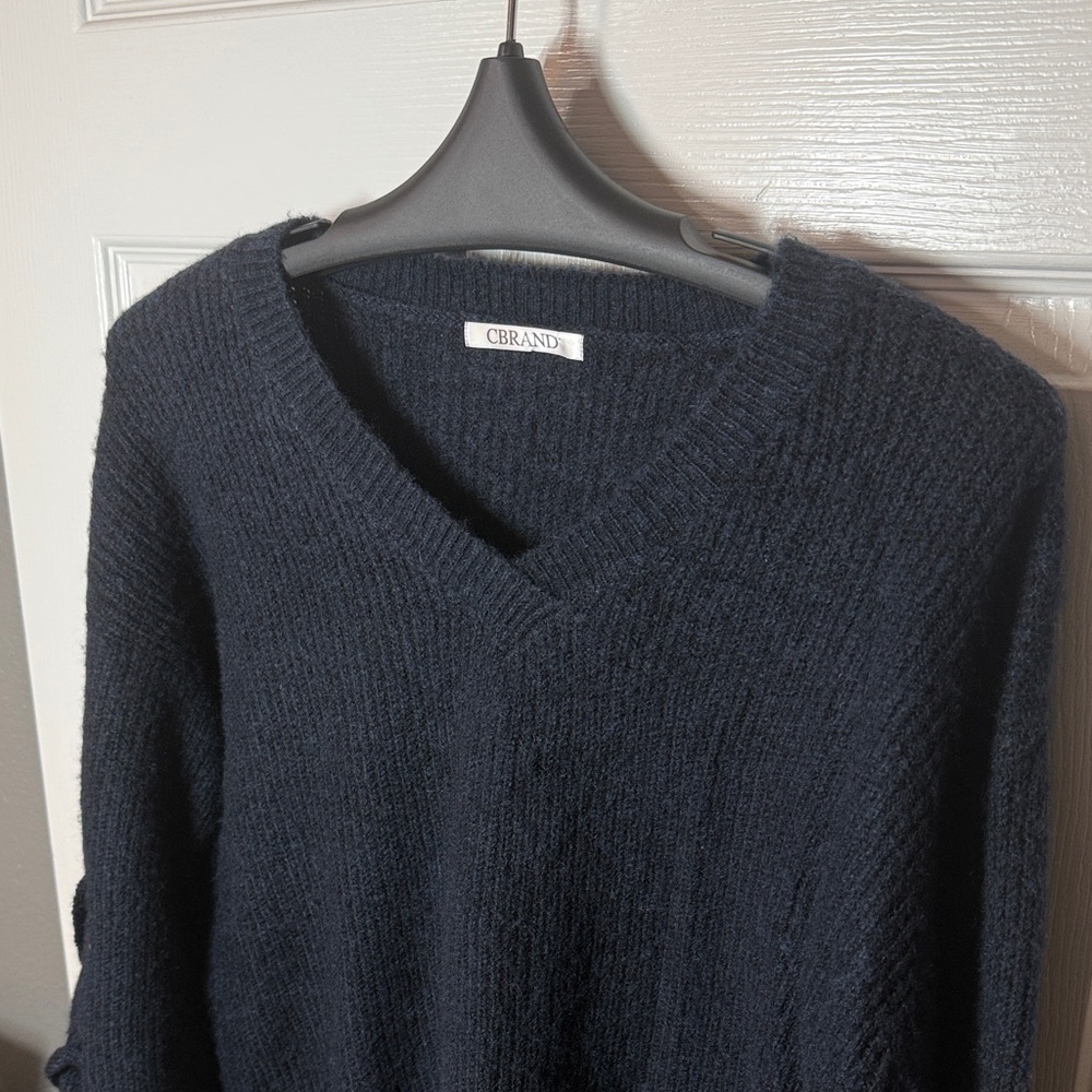 Cbrand Navy Sweater - Picture 4 of 8